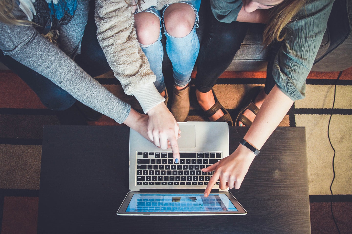 Price Comparison and Purchasing Platform For a SaaS Company