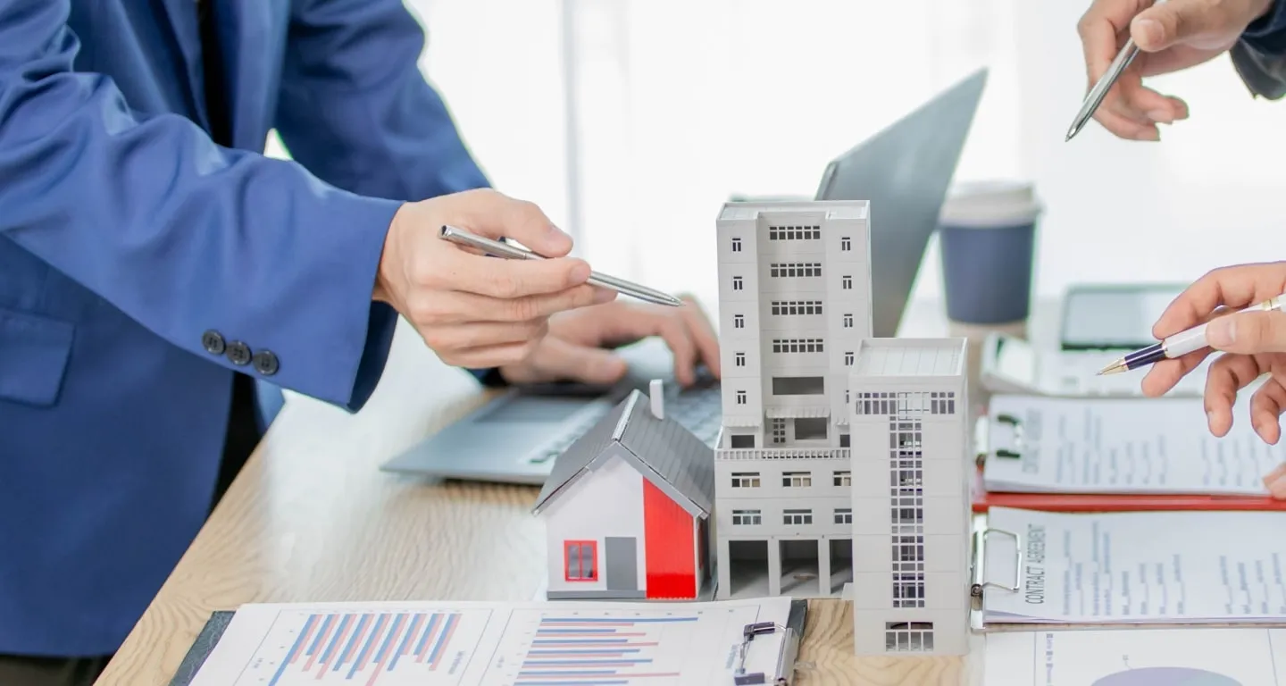 Multi-Component Web App For a Construction Company preview